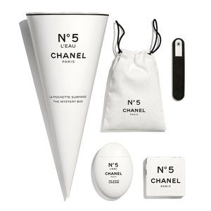 CHANEL N°5 L’EAU The Mystery Box Factory 5 Collection Pochette SET PLUS GIFT BAG